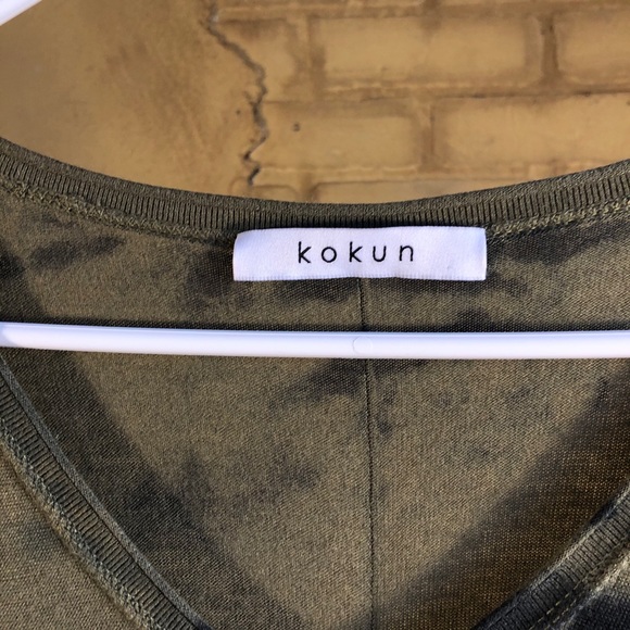 Kokun Boxy V Neck Army Thunder Print Green Tie Dye - Picture 6 of 7